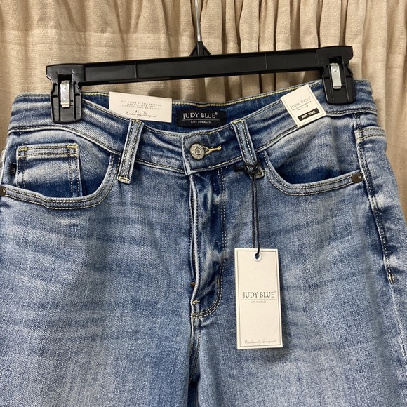 Judy Blue Mid Rise Boyfriend Jeans 82335 - Picture 2 of 6